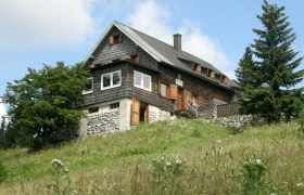 Waldfreundehütte Obersberg (Copyright: Waldfreundehütte Obersberg, Foto Roman Reichel), © Wiener Alpen in Niederösterreich