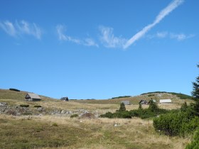 Blick auf die Almhütten, © Thomas Walenta